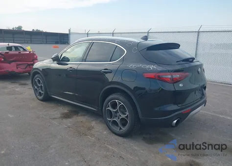 2018 Alfa Romeo Stelvio Awd из США, поврежденный, VIN ZASFAKAN5J7B62090